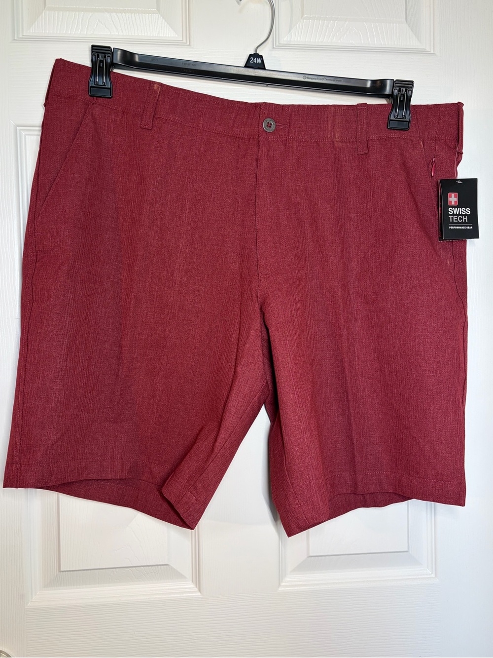 NWT! Swiss Tech Men’s Burgundy Flat Front Performance Shorts